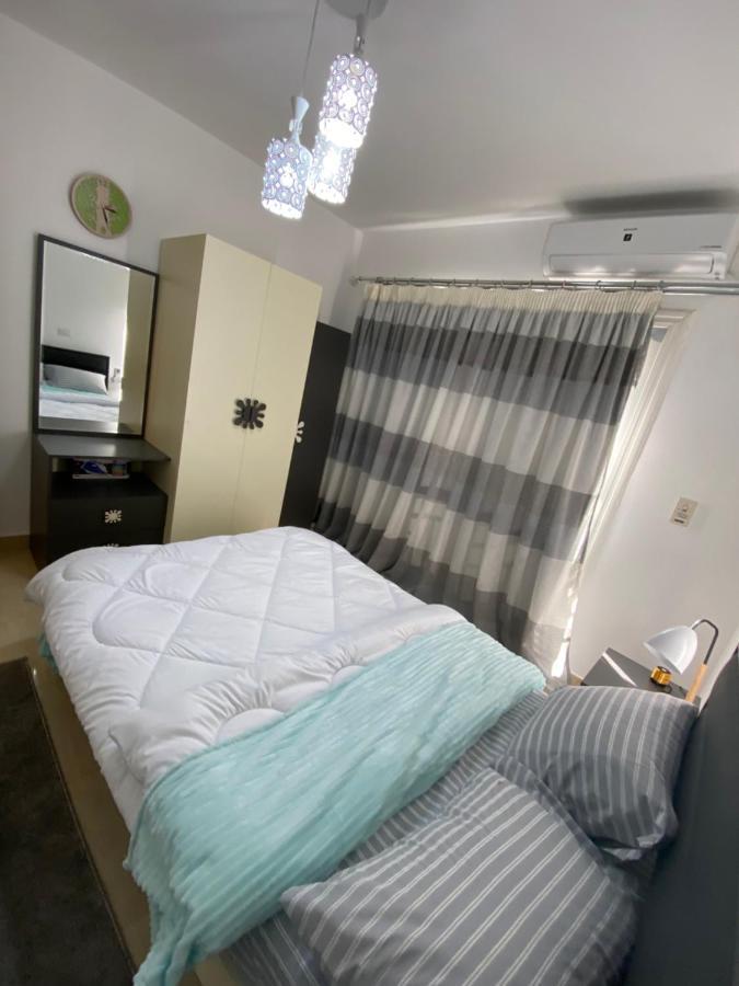 Madinaty Well-Furnished 3- Bedroom Apartment - شقة فندقيه للايجار مدينتي Madinat ash Shuruq Bagian luar foto