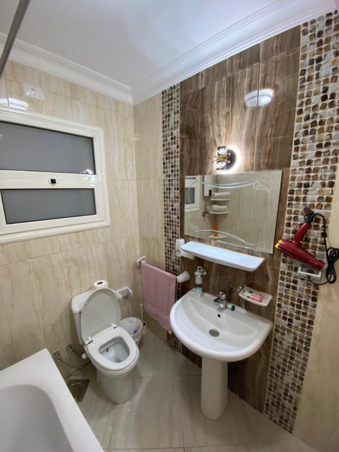 Madinaty Well-Furnished 3- Bedroom Apartment - شقة فندقيه للايجار مدينتي Madinat ash Shuruq Bagian luar foto