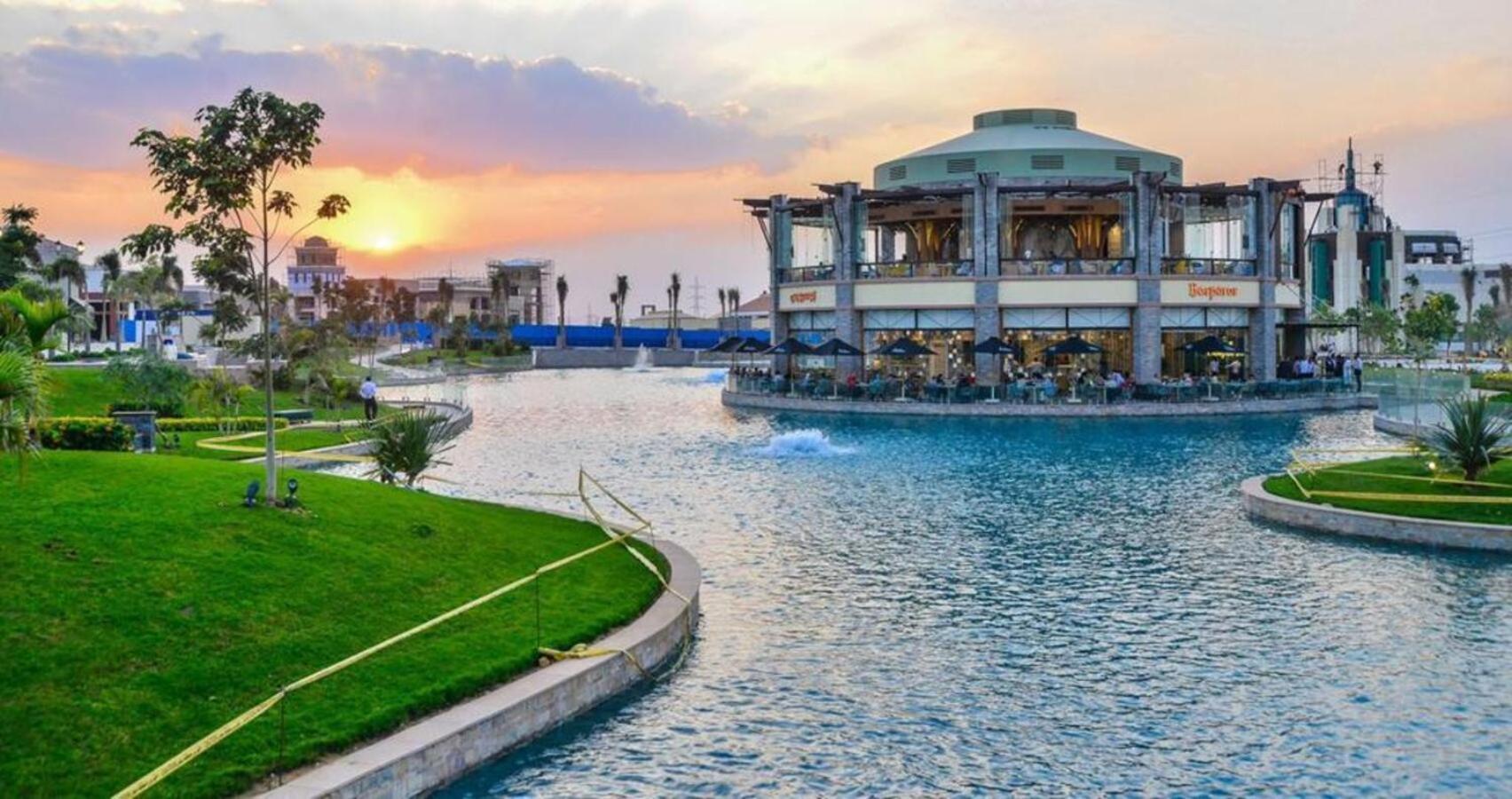 Madinaty Well-Furnished 3- Bedroom Apartment - شقة فندقيه للايجار مدينتي Madinat ash Shuruq Bagian luar foto